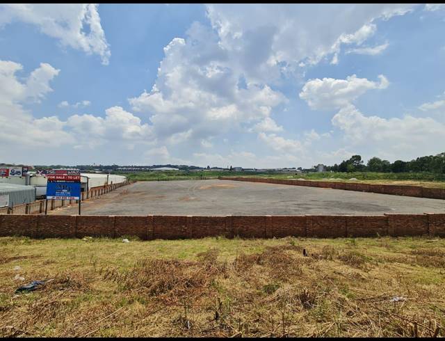 12,082M² VACANT LAND TO LET IN DENVER